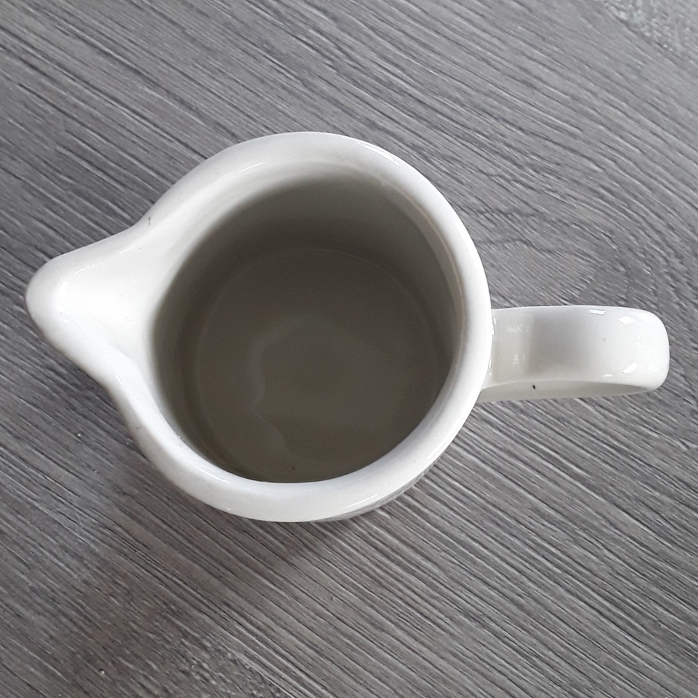 Cream colored Hall creamer - Picture 2 of 3